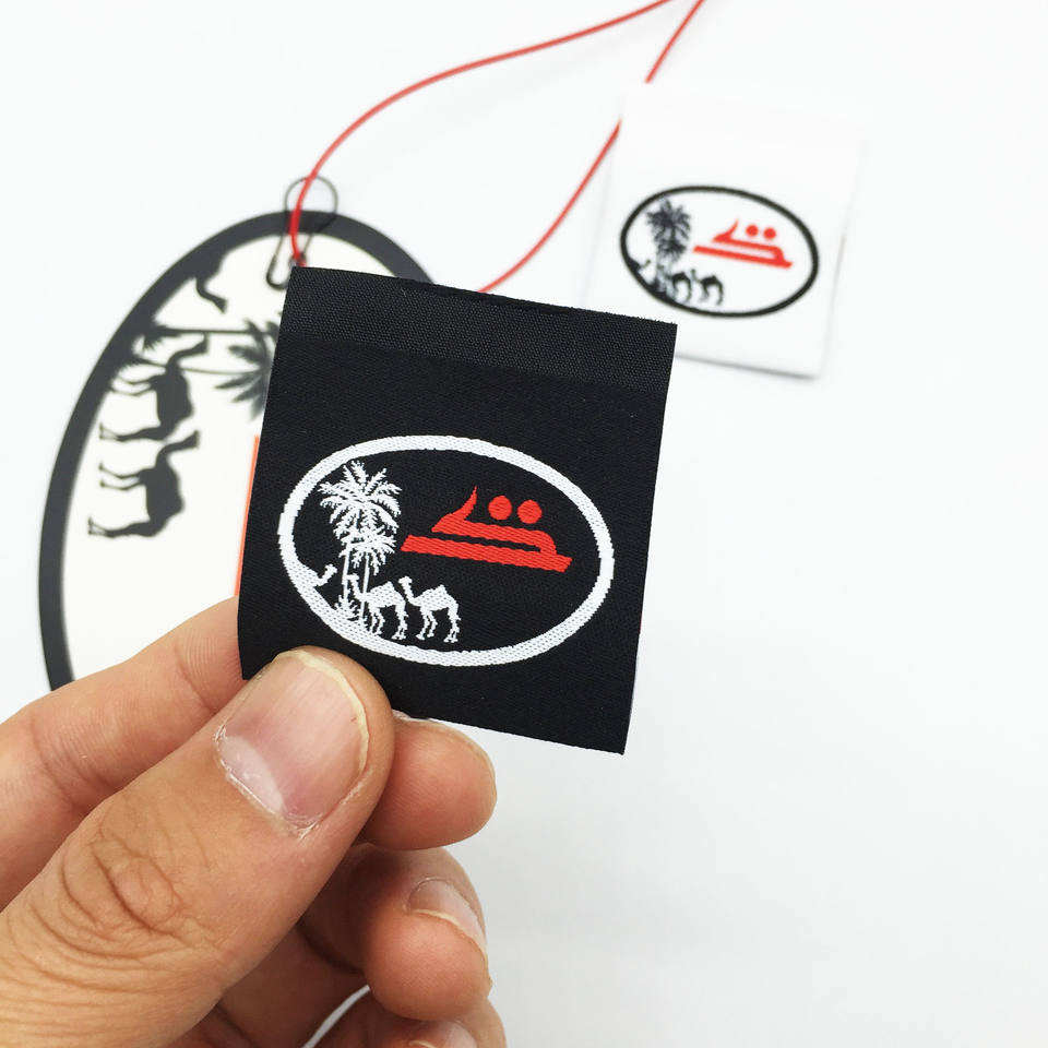 custom-brand-tag product image 1